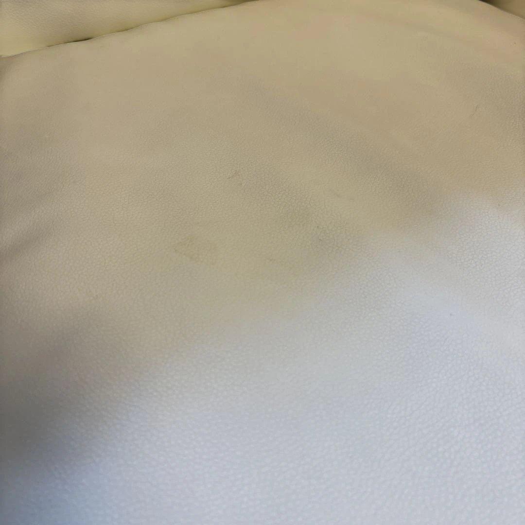 ニトリ　Nシールド　2人用ソファ　アイボリー　合皮