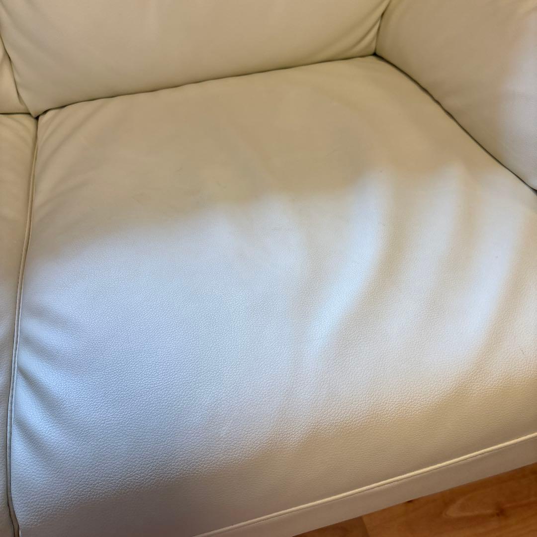 ニトリ　Nシールド　2人用ソファ　アイボリー　合皮