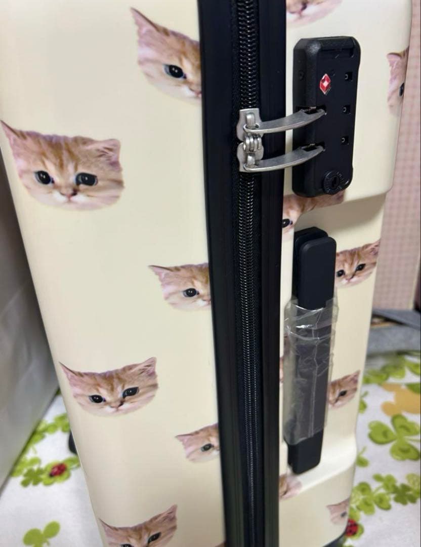 新品ポール&ジョーアクセソワズ　キャリーバック　ネコ　ヌネット機内持ち込み　旅行