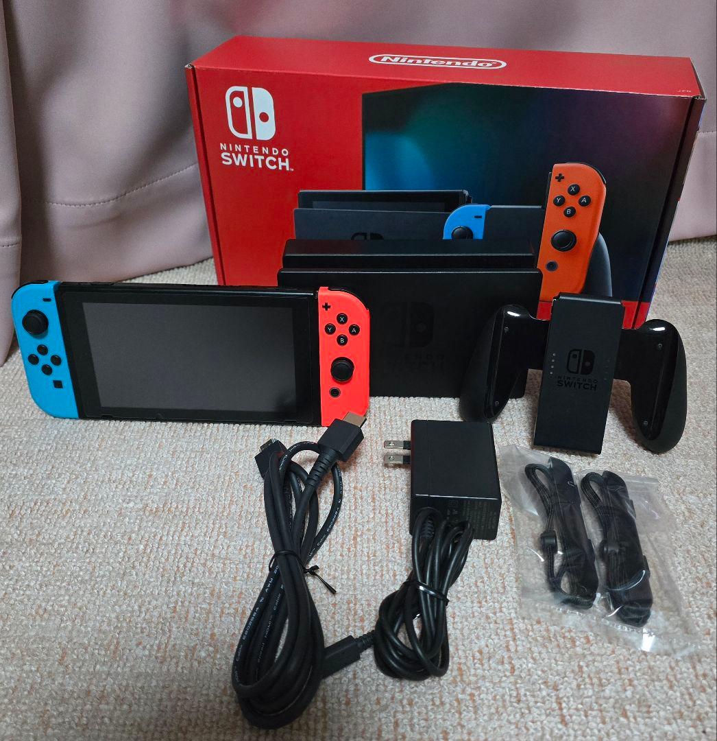 t*n様 Nintendo Switch　ネオンブルー　ネオンレッド　本体HAC