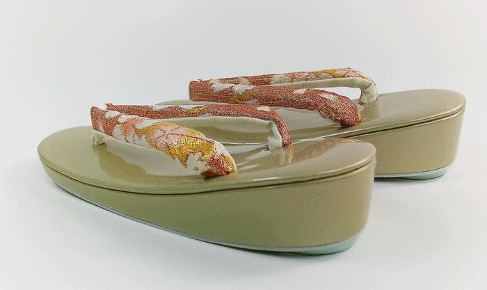 振袖・訪問着に最適　ゾーリバッグセット　帯地使用（佐賀錦）　新品　Fサイズ　02