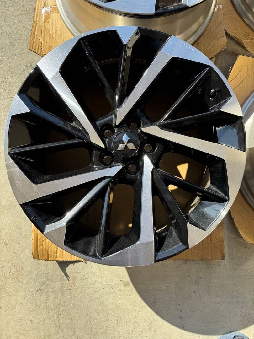 三菱 アウトランダー　20インチ ホイール 4本セット