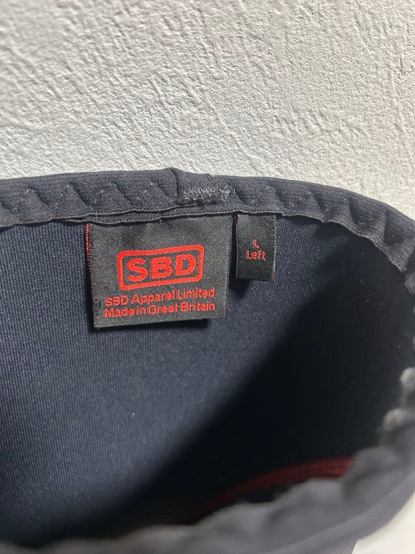 SBD ニースリーブ Lサイズ ブラック/レッド