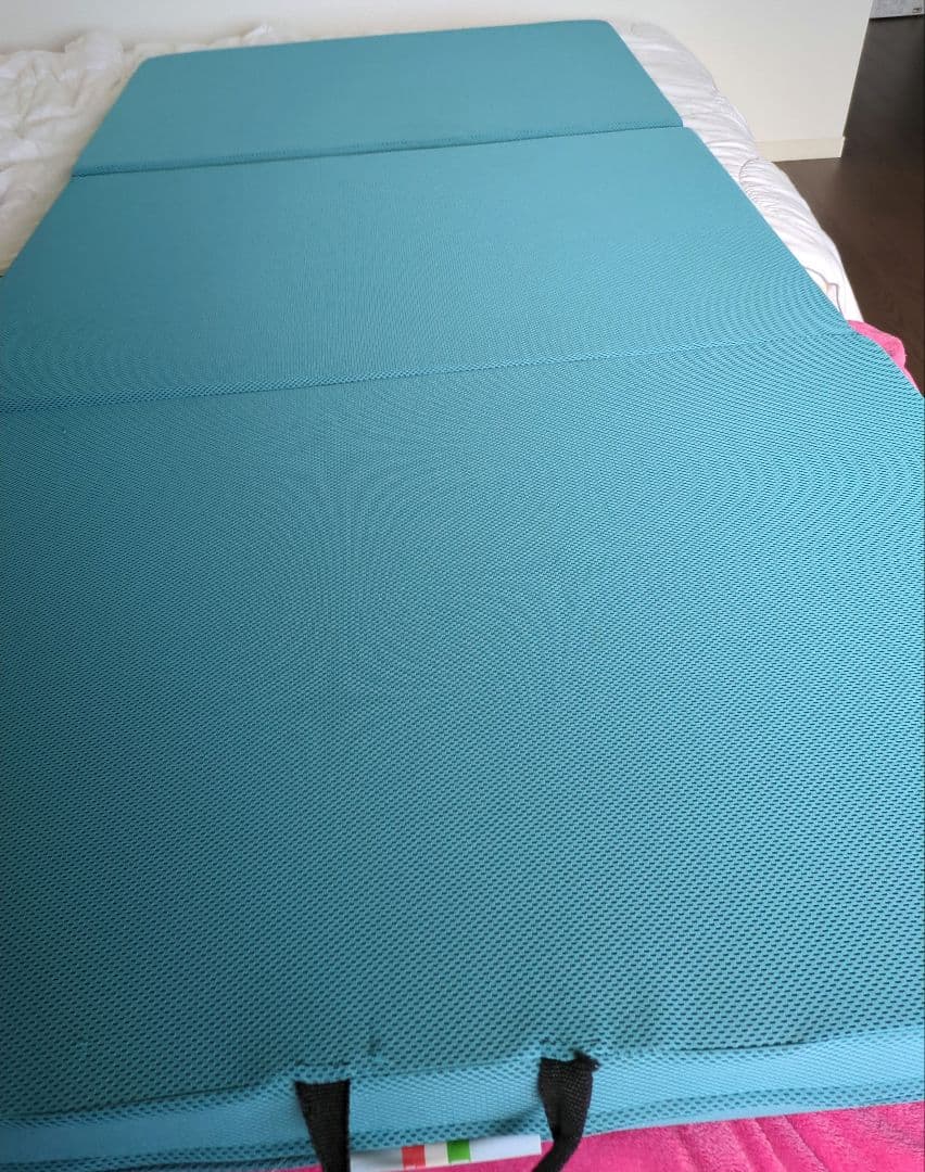 マニフレックス　メッシュ・ウィング　シングル三つ折（ミッドブルー）