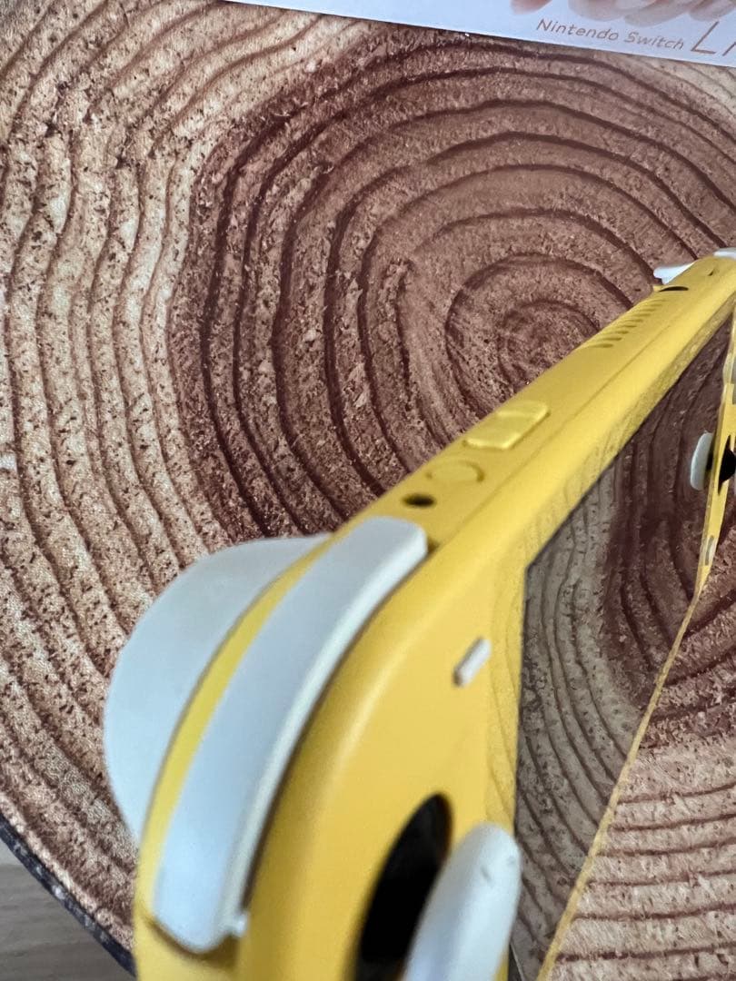 Nintendo Switch Lite イエロー本体