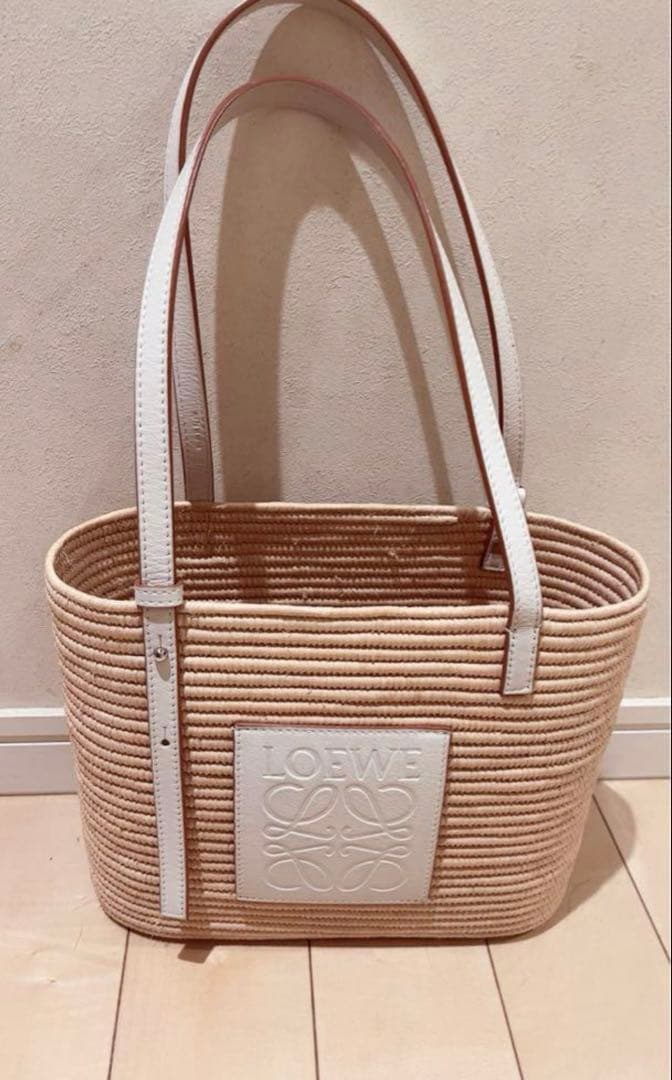 Pm♡shop様 ロエベ スクエア バスケットバッグ ナチュラル/白 ラフィア
