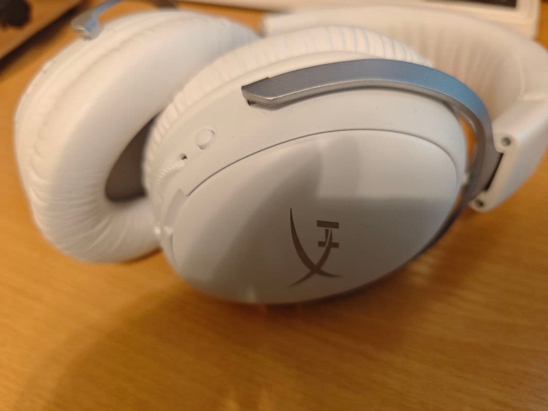 HyperX Cloud III S ワイヤレスゲーミングセット