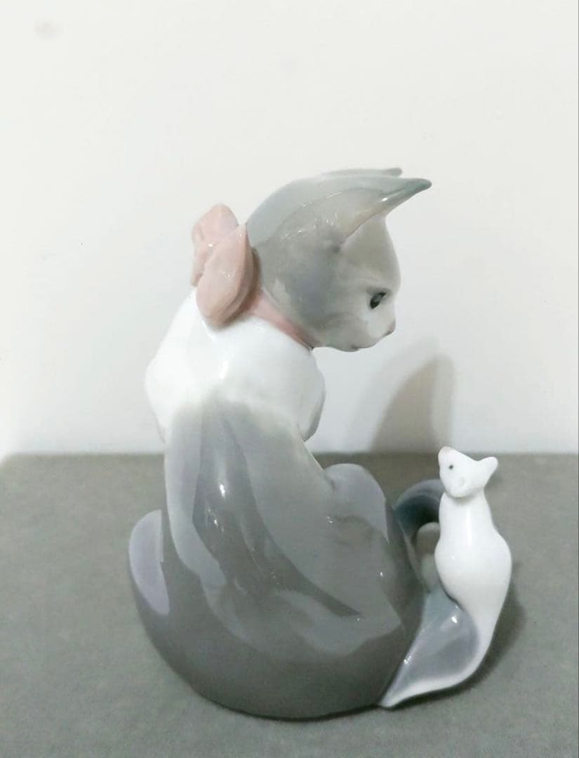 LLADRO \"驚いた仔猫ちゃん\"