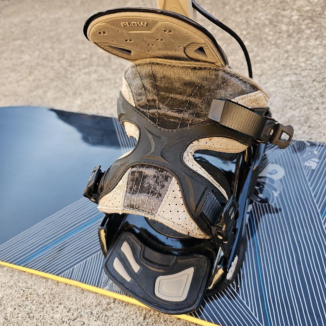 送料込み！BURTON ×FLOW スノーボードセット