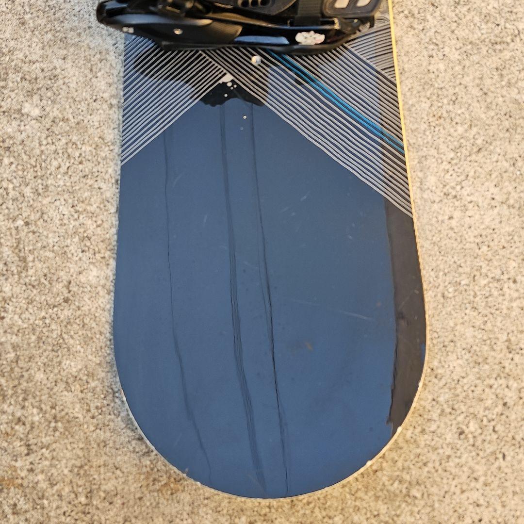 送料込み！BURTON ×FLOW スノーボードセット