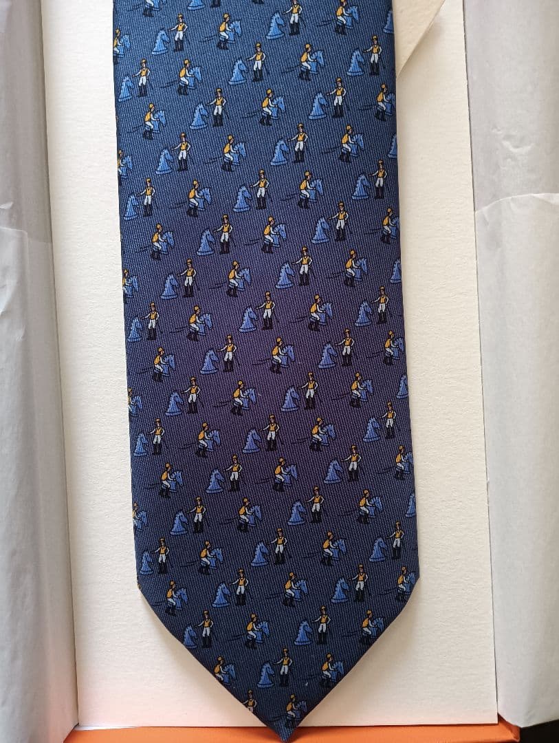 新品タグ付き　エルメス　ネクタイ