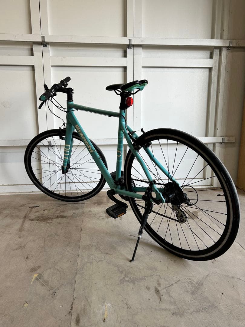 Bianchi クロスバイク アルミフレーム SHIMANO 24段変速