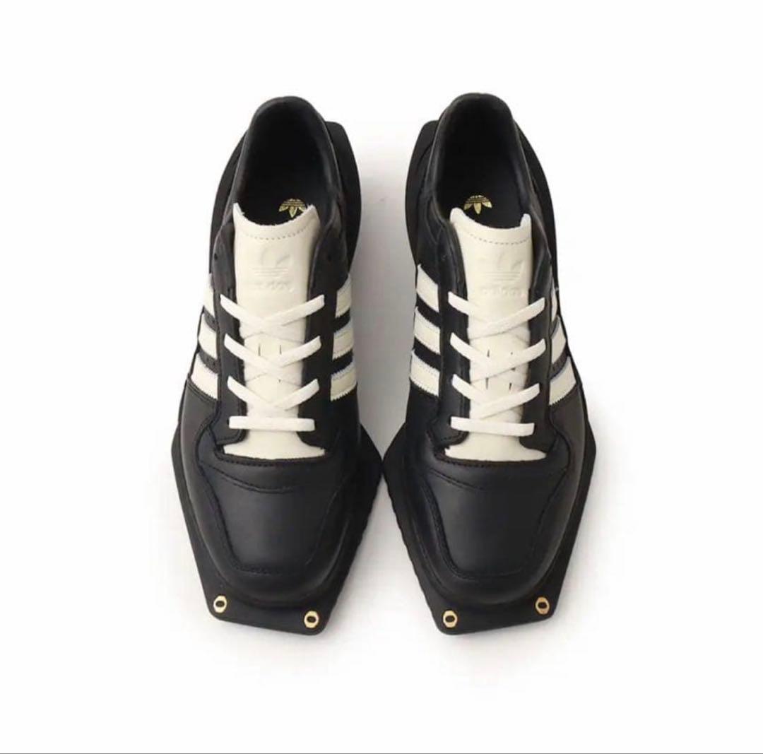 adidas forum square ブラック　スニーカー