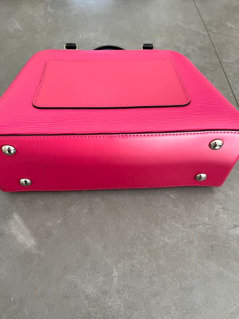 LOUIS VUITTON ルイ ヴィトン　ピンク ショルダーバッグ