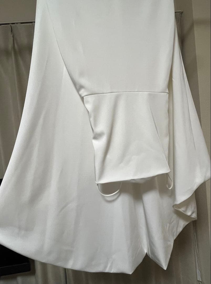 【ドレスプロダクション】ウエディングドレス