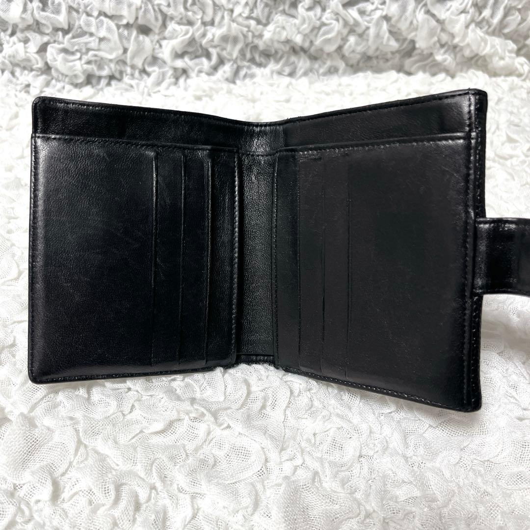CHANEL ブラック 二つ折り財布 ギャランティカード　箱付　キャビアスキン