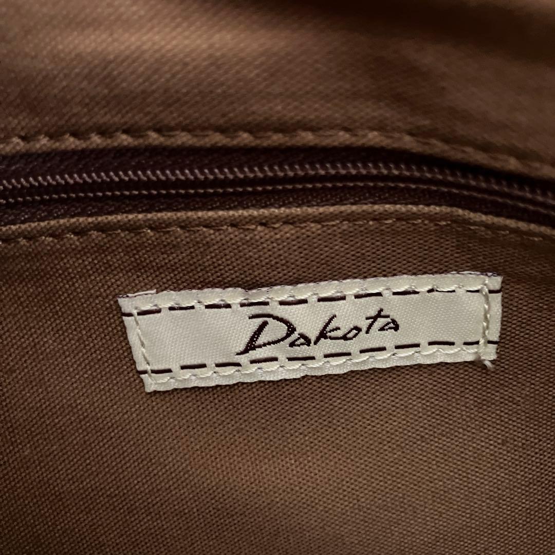 Dakota レザー ショルダーバッグ ブラウン