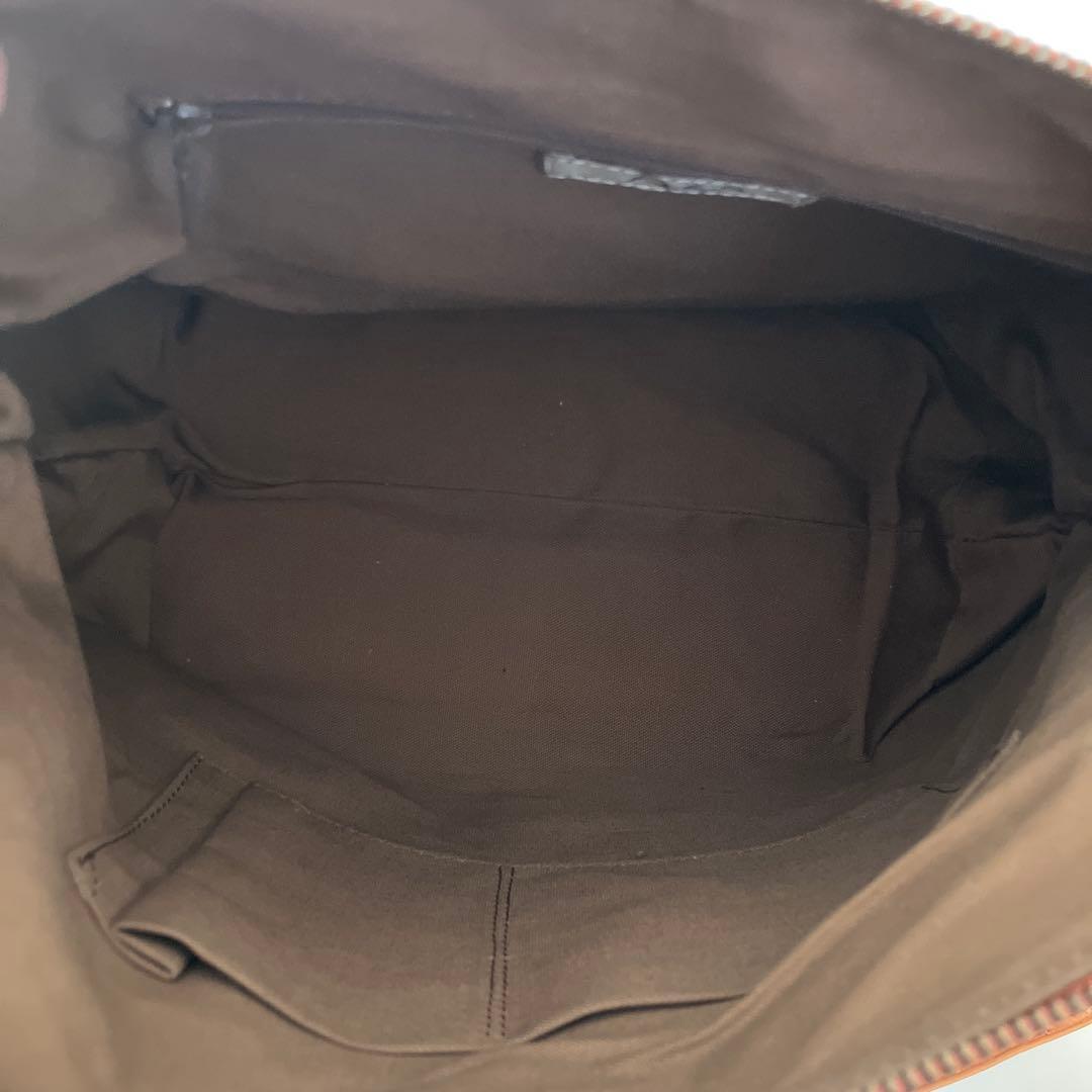 Dakota レザー ショルダーバッグ ブラウン