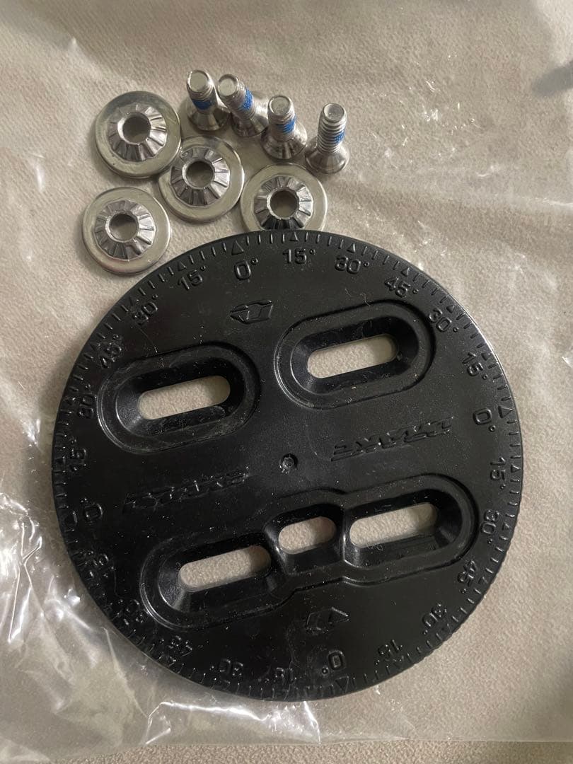 DRAKE reloadスノーボードビンディング