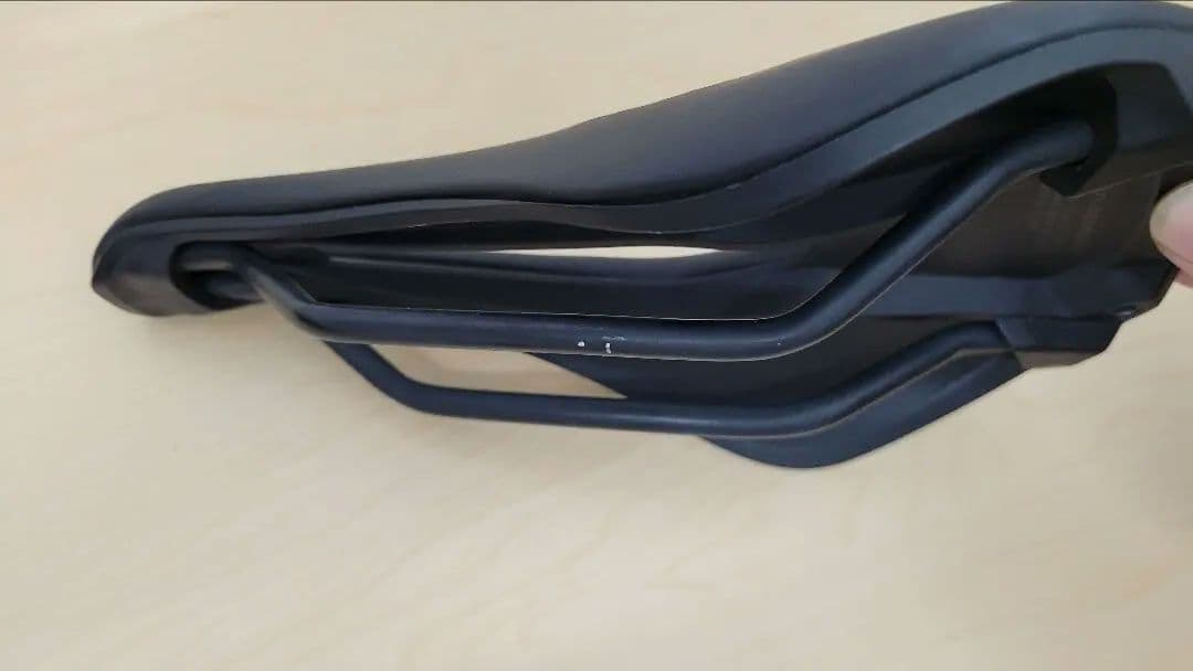 Specialized POWER EXPERT WITH MIRROR　サドル