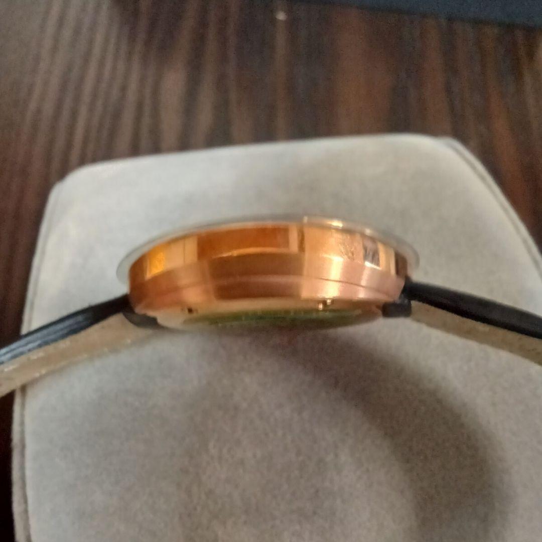 未使用 FENDI フェンディ 腕時計 ゴールド レザー ファー レディース