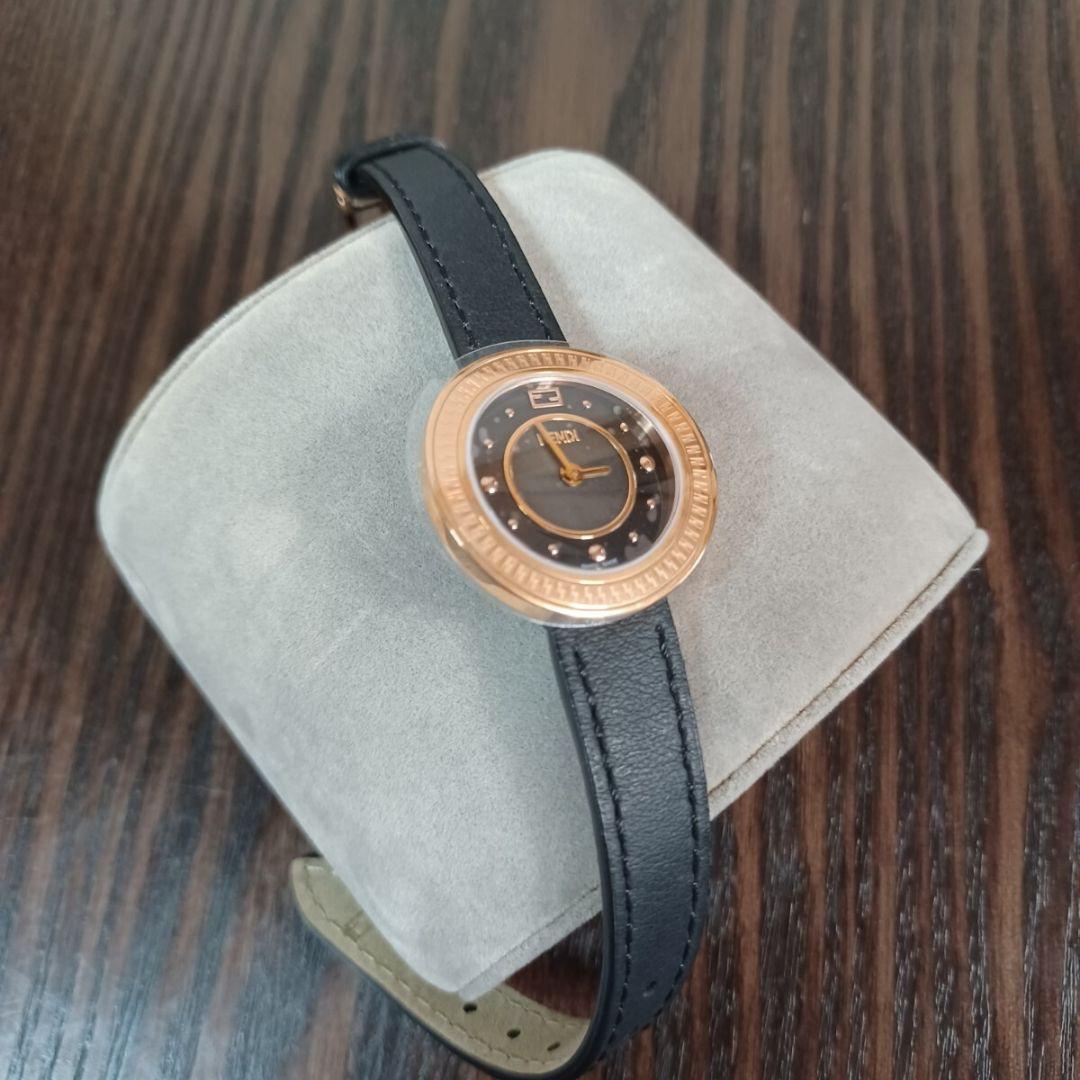 未使用 FENDI フェンディ 腕時計 ゴールド レザー ファー レディース