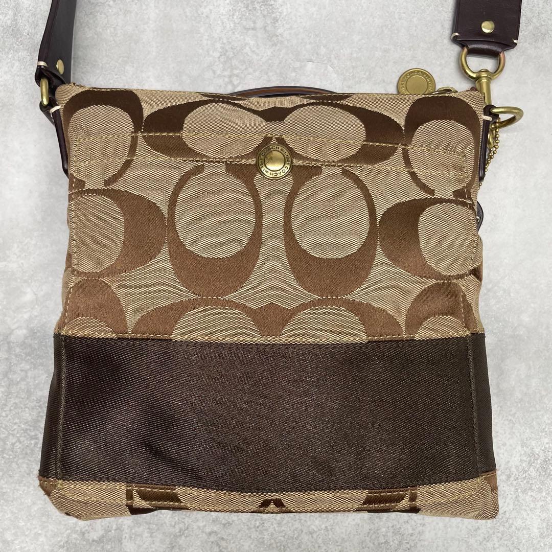 美品✨コーチ ショルダーバッグ キャンバス 肩掛け 斜め掛け シグネチャー