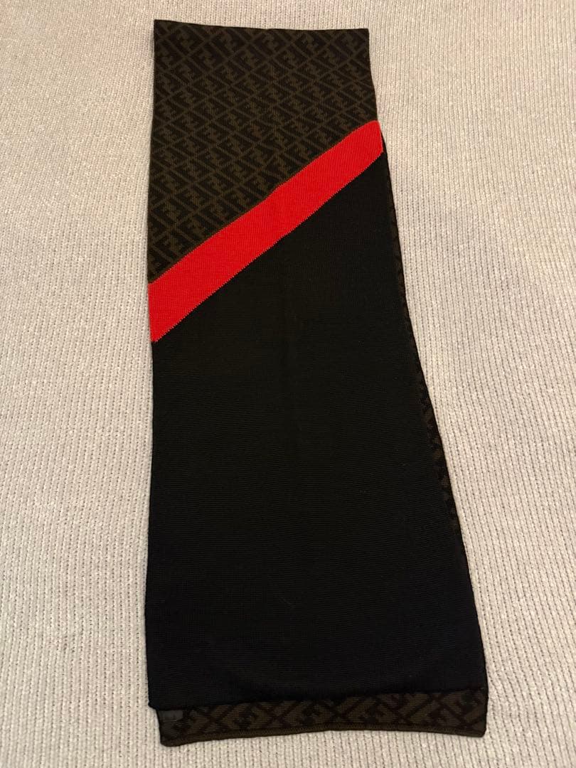 FENDI マフラー 美品