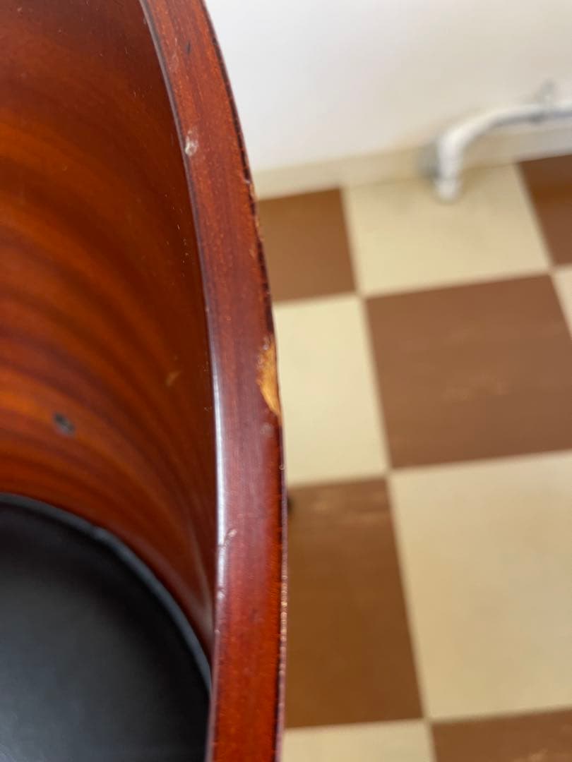 腰痛に優しい　フィリップスタルク　コステスチェア