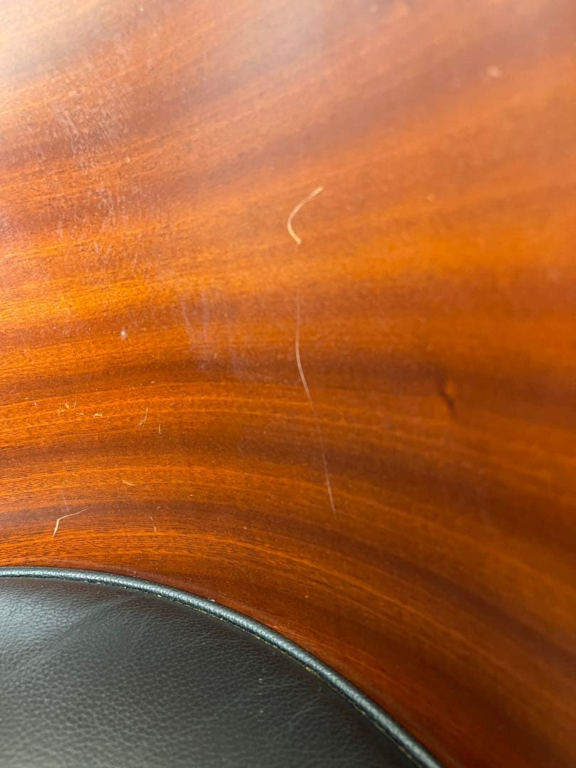 腰痛に優しい　フィリップスタルク　コステスチェア