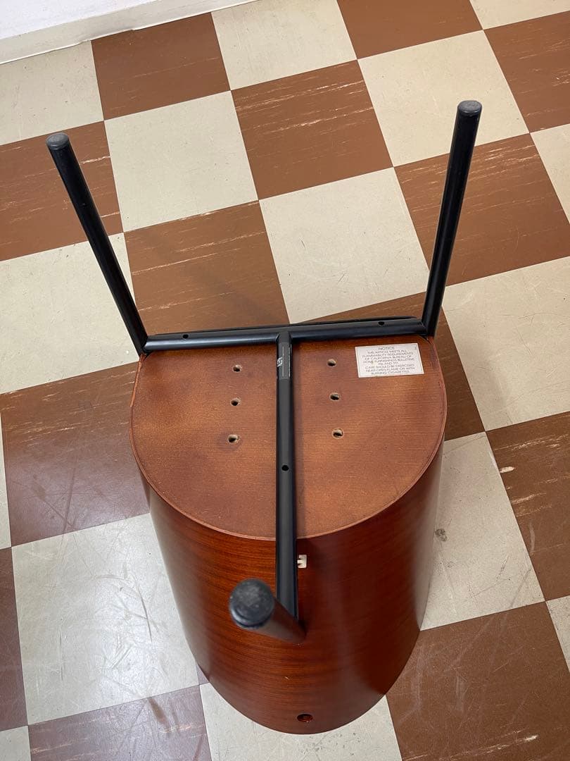 腰痛に優しい　フィリップスタルク　コステスチェア