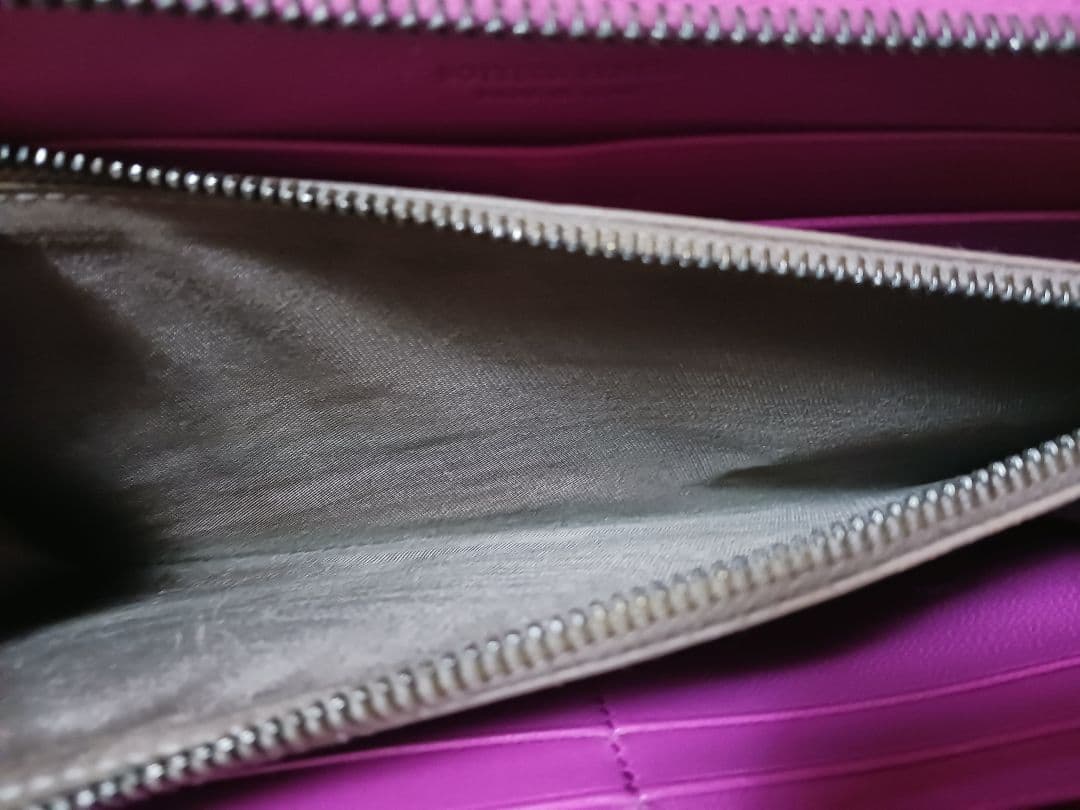 ボッテガヴェネタ マゼンタ ラウンドファスナー長財布❤