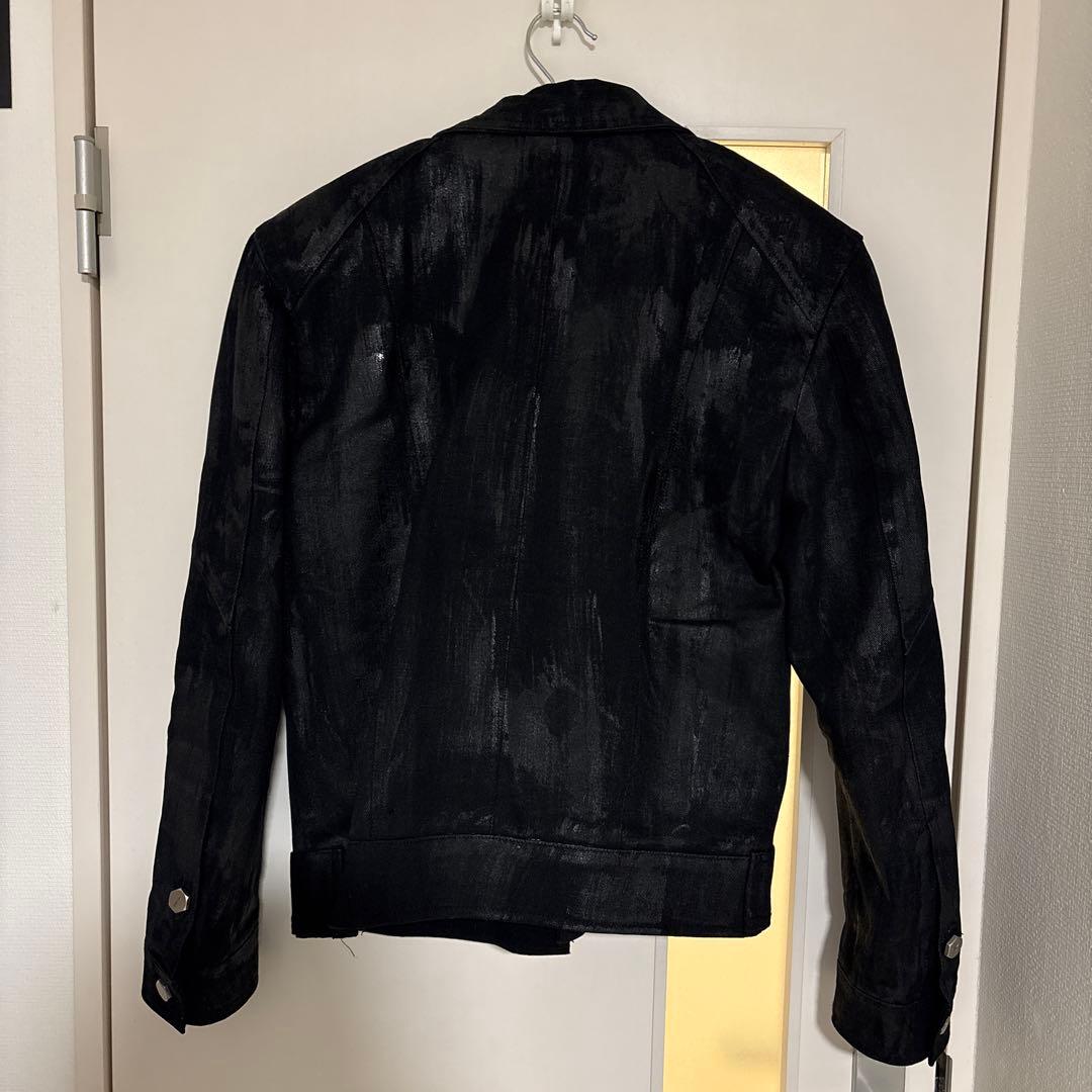 XU RICH ブラックコーティングデニムジャケット