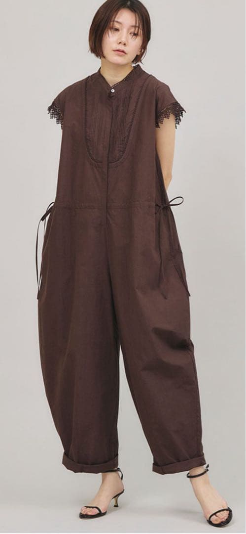 カレンソロジー　完売　ダークブラウン フリル付き　オールインワン