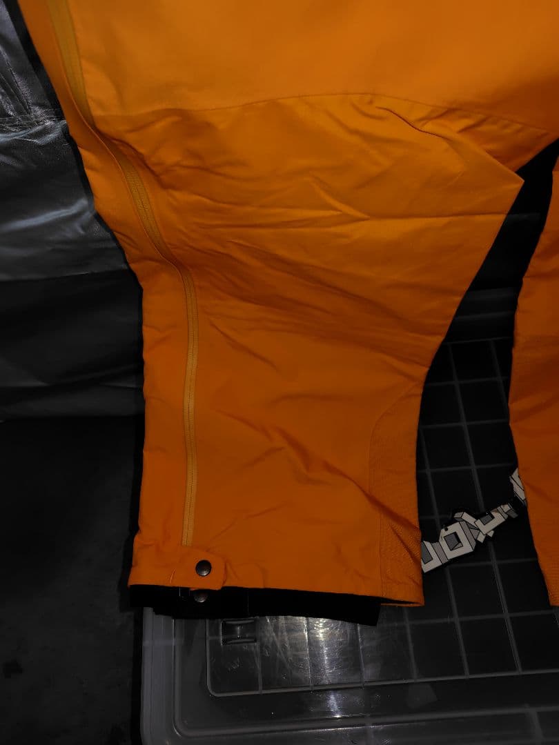 Patagoniaビブパンツ