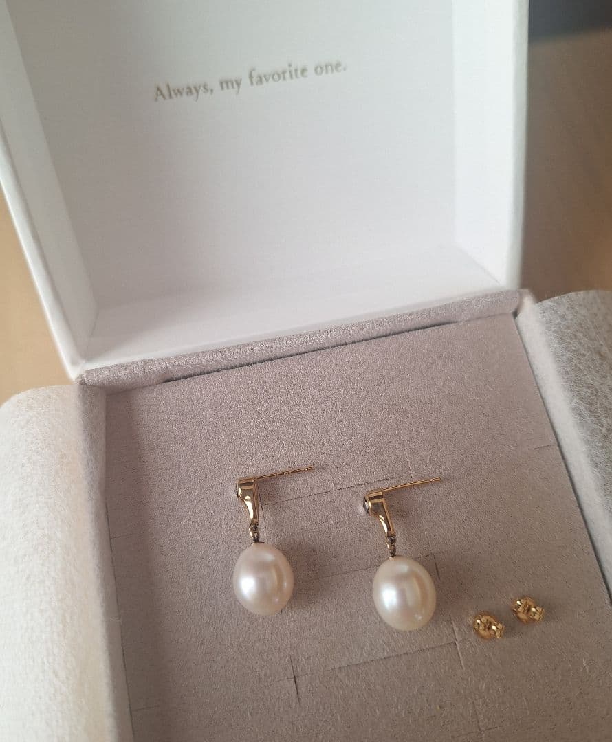 eteパールホワイトトパーズ ピアス ドロップ