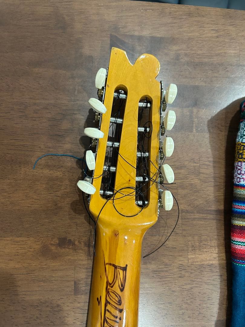 チャランゴ　南米民族楽器