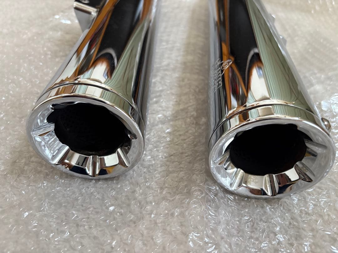 VANCE & HINES - マフラー