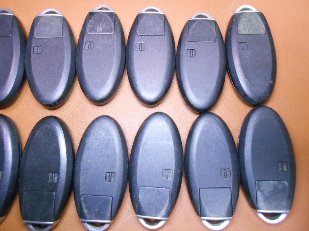 まとめ売り　日産の スマートキー インテリキー20個の出品です。