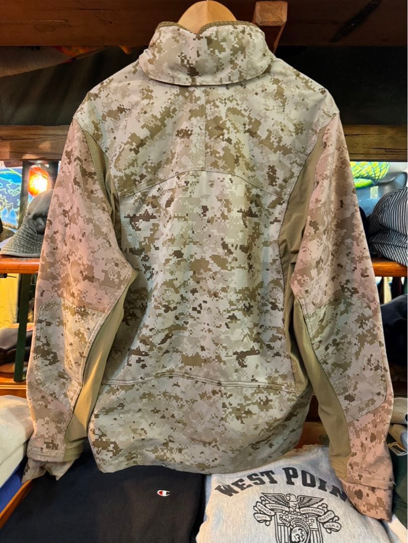 レア！ USMC 米軍実物 COMBAT DESERT JACKET 180s