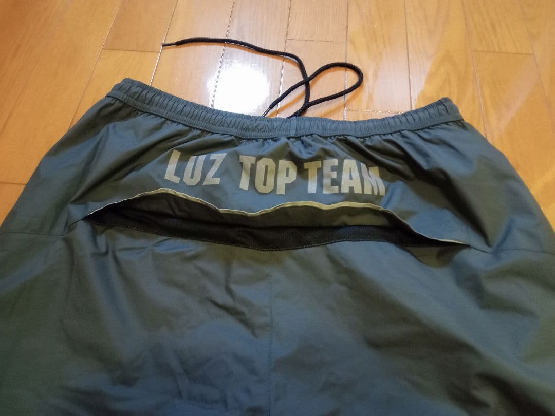 ルースイソンブラ　LTT　トップチーム　防水パンツ　メンズL　濃ネイビー　美品