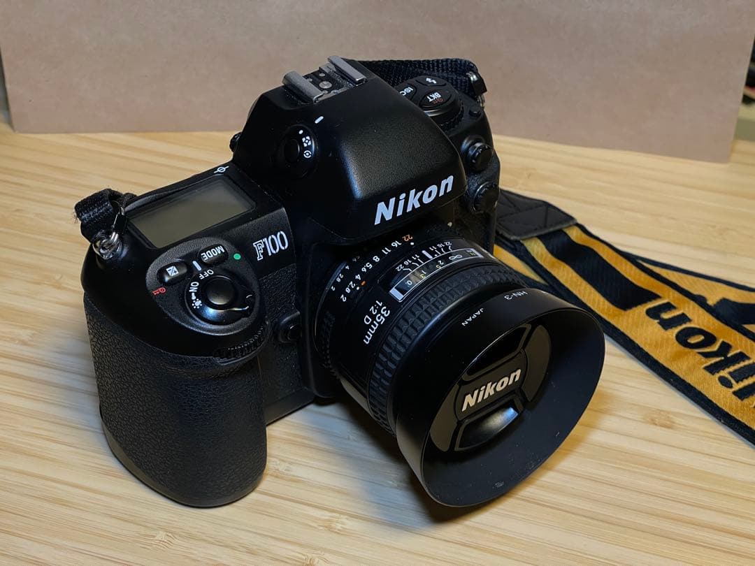 極美品Nikon F100 NIKKOR 35mmF2Dレンズ付き