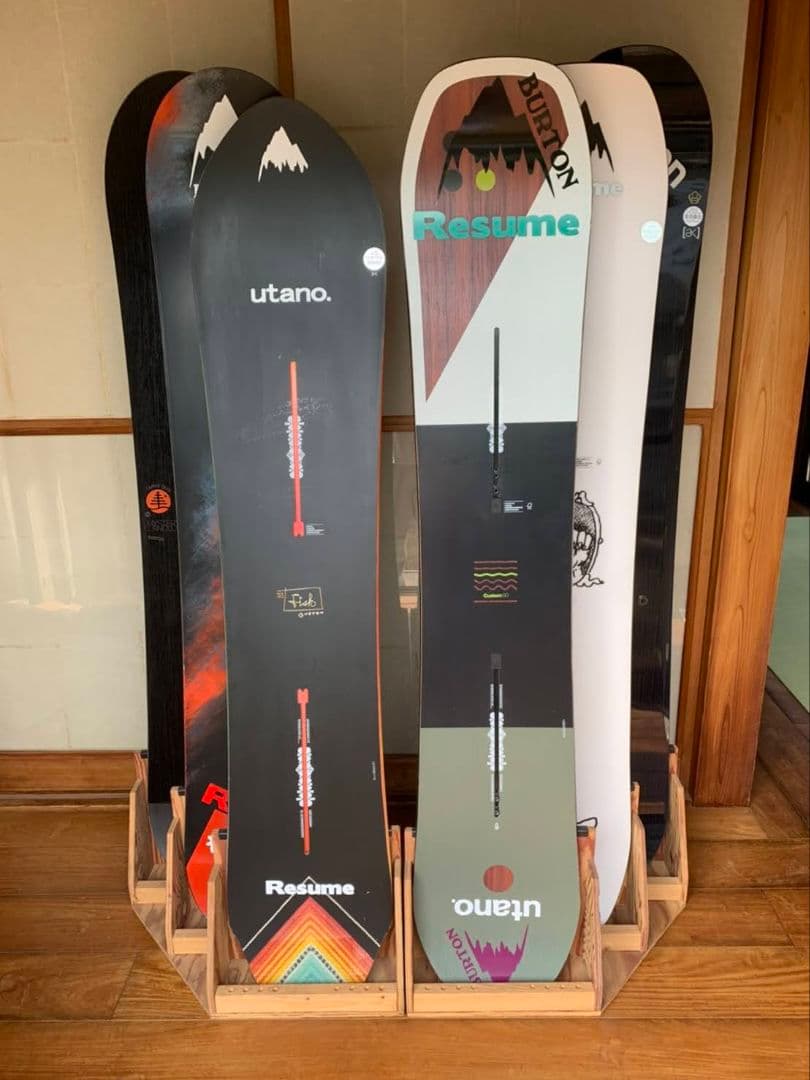 スノーボードディスプレイスタンド　３本用カラーウィールナット左側用　ハンドメイド