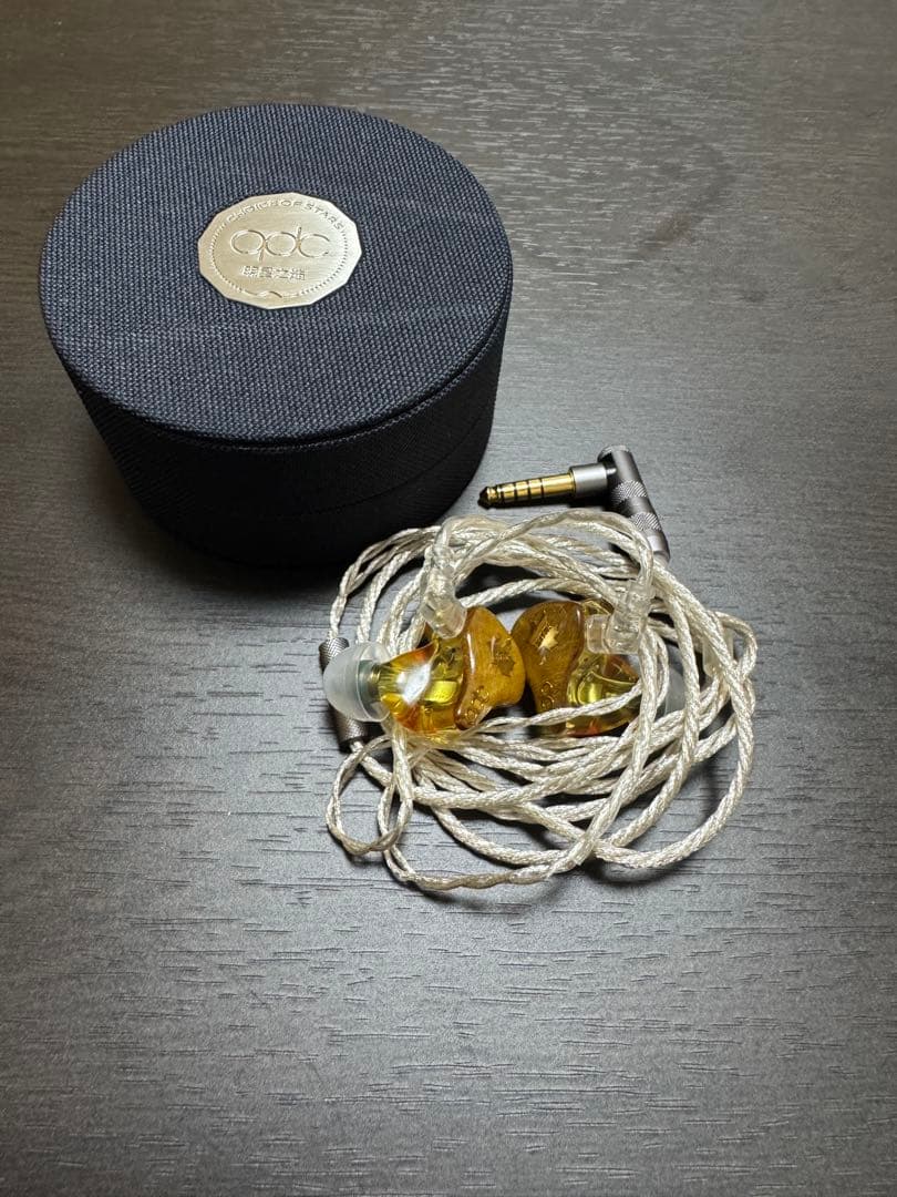 qdc Hybrid Folk-S 箱無し 2.5mm3.5mmプラグ欠品