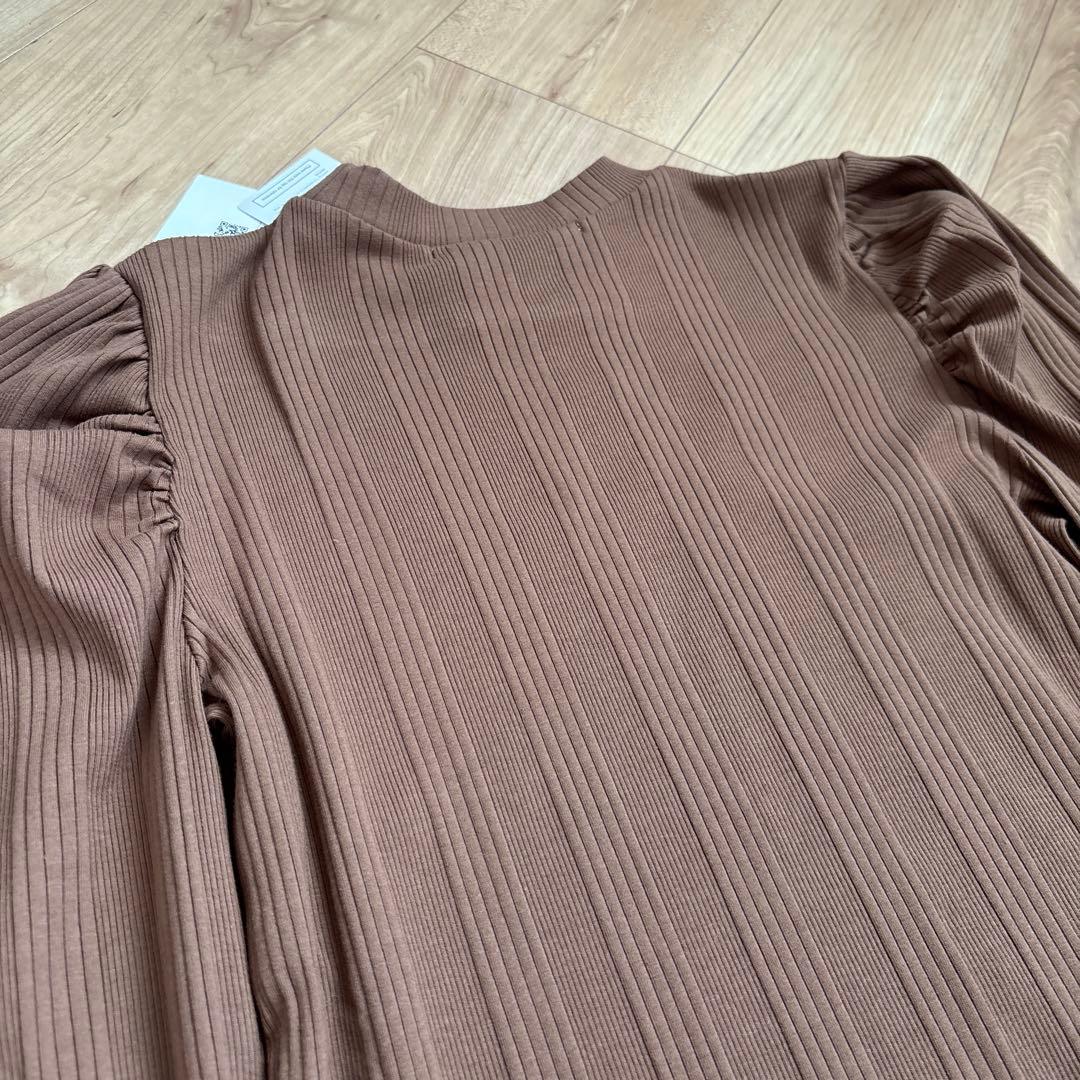 【新品】St. Cecilia ブラウン 長袖ティシャツ　パフスリーブ　ロゴT