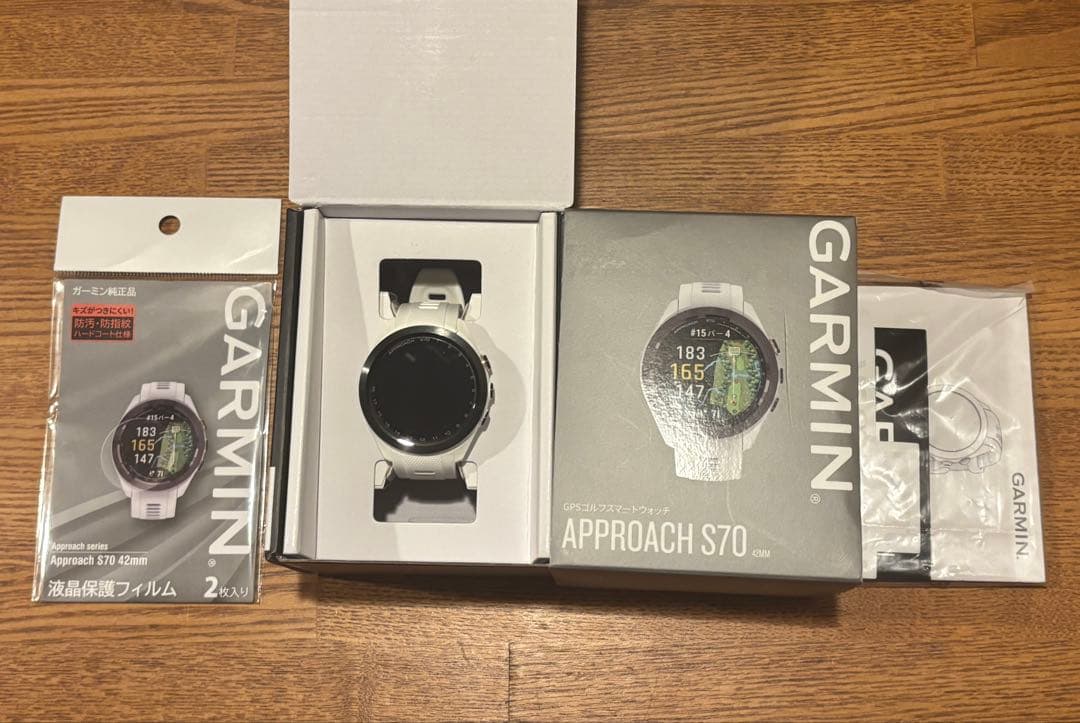 GARMIN Approach S70 42mm White +フィルム1枚