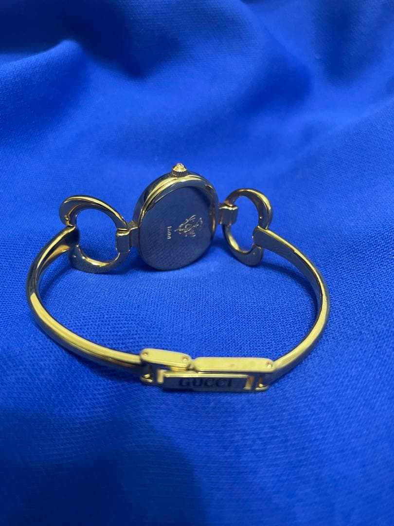 GUCCI ゴールドバングル　ヴィンテージ腕時計(稼働中)