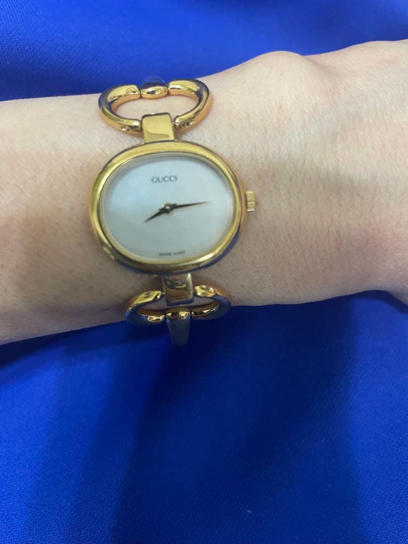 GUCCI ゴールドバングル　ヴィンテージ腕時計(稼働中)