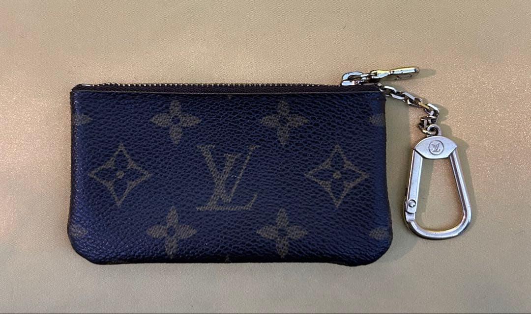 LOUIS VUITTON ケース ポシェットクレ M62650