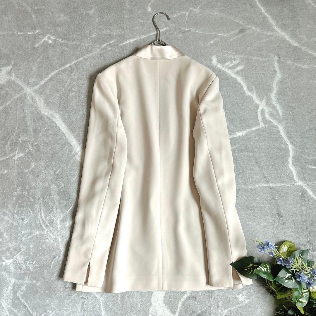 美品⁂コルピエロ⁂ノーカラージャケット　サテン切り替　1B アイボリー　S〜M